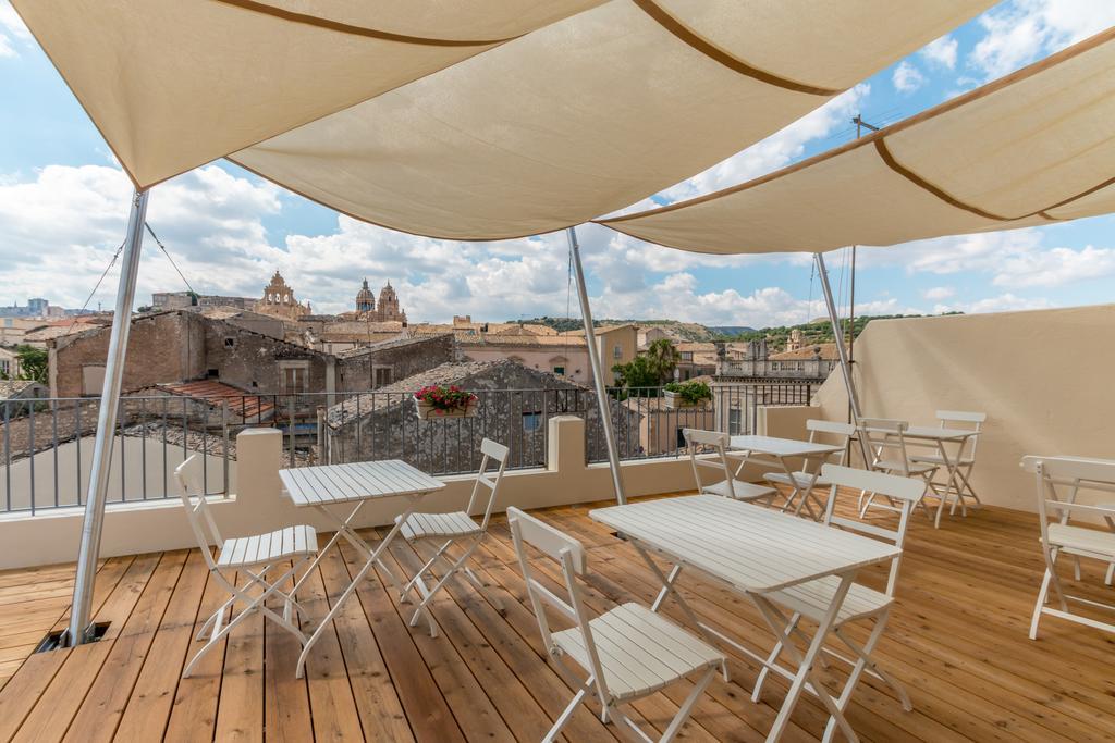 Terrazza Dei Sogni Bed & Breakfast Ragusa Exterior photo