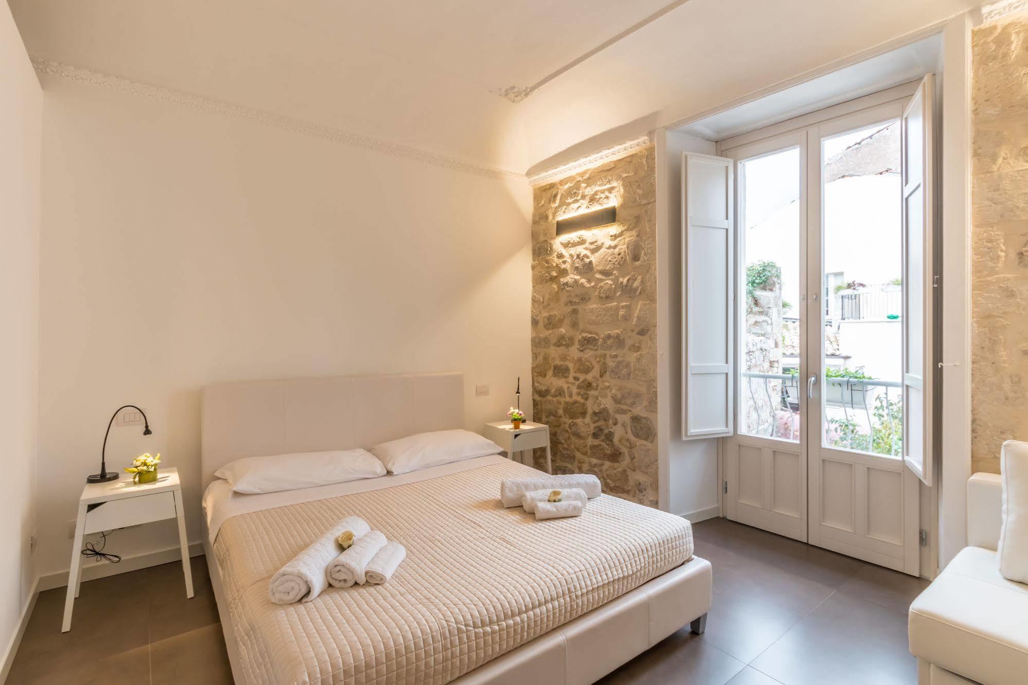 Terrazza Dei Sogni Bed & Breakfast Ragusa Exterior photo