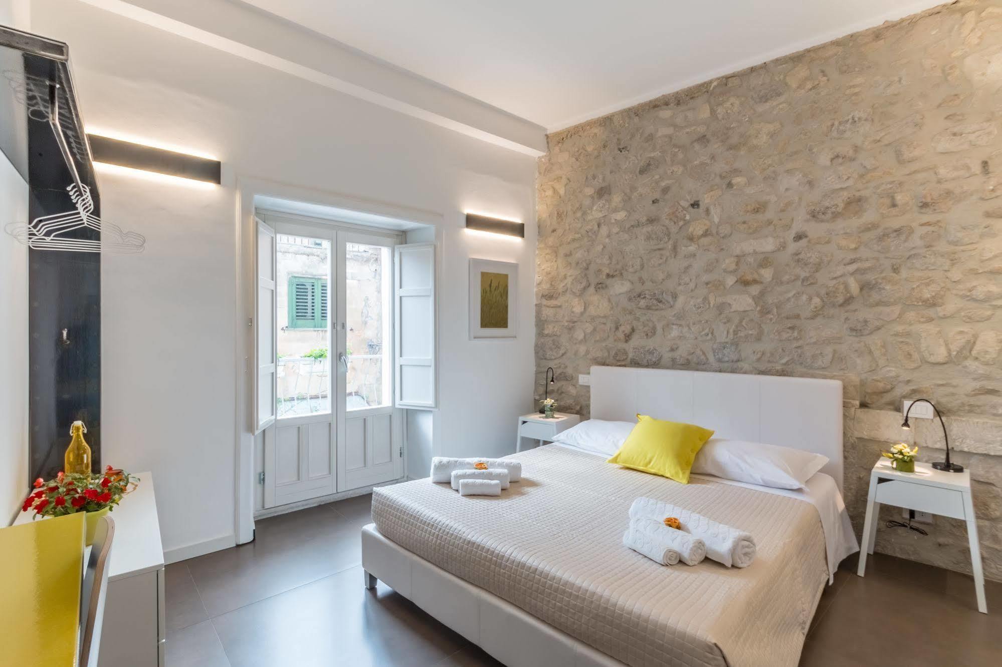 Terrazza Dei Sogni Bed & Breakfast Ragusa Exterior photo